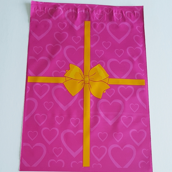 Other - 25 pcs Pink Heart Poly Mailers 10"x13" inches